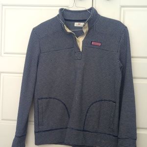 Vineyard Vines women's striped pullover -small